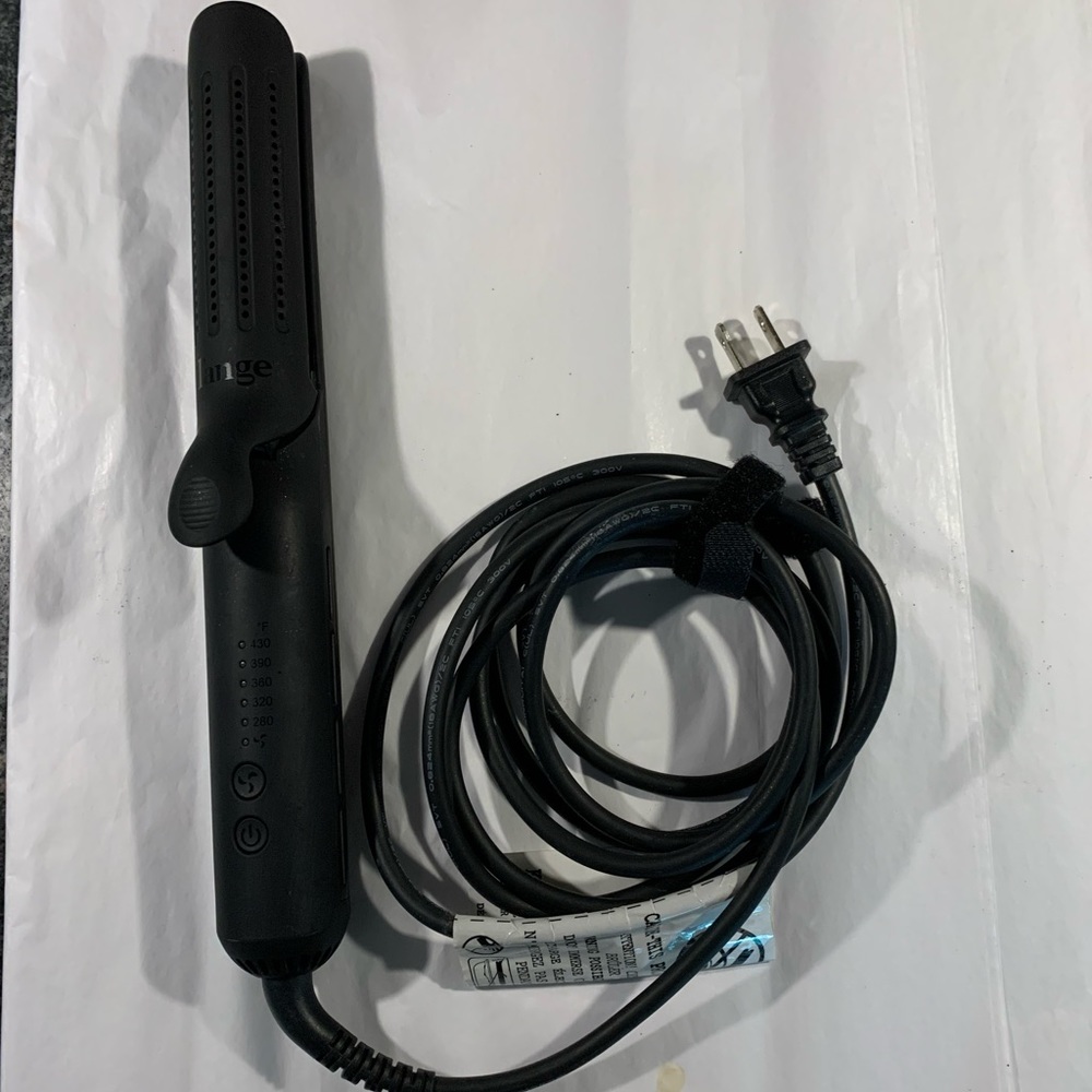 Lange Le Duo Air Flow Styler in Black